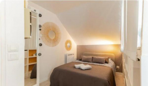 4pers 2lits 5 min aéroport Orly,navette et parking extra,location en nuit et jourChez Sandro,